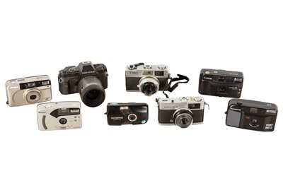 Lot 101 - A Selection of Compact 35mm Cameras