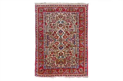 Lot 283 - A FINE CENTRAL PERSIAN RUG