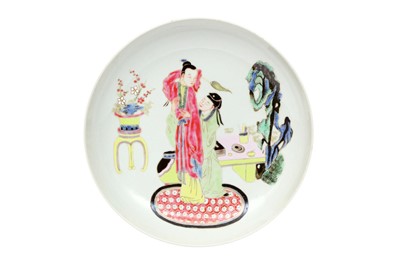 Lot 596 - A CHINESE FAMILLE-ROSE 'EROTIC' DISH