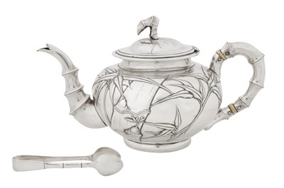 Lot 186 - An early 20th century Chinese export silver teapot, Shanghai circa 1920, marked Qi Chang, retailed by Sincere and Co of Shanghai, Hong Kong, Canton, and Nannin