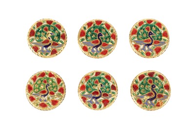 Lot 83 - A SET OF SIX ENAMELLED BUTTONS