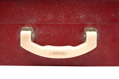 Lot 205 - A VINTAGE HARRODS RETAILED 'BREXTON' PICNIC SET