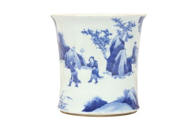 Lot 134 - A CHINESE BLUE AND WHITE BRUSH POT, BITONG