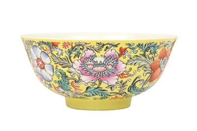 Lot 648 - A CHINESE FAMILLE-ROSE YELLOW-GROUND 'BLOSSOMS' BOWL