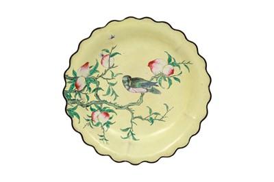 Lot 185 - A CHINESE CANTON ENAMEL 'BIRD AND PEACHES' DISH