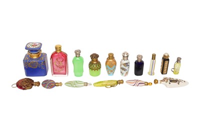 Lot 245 - A MIXED GROUP OF ASSORTED LATE 19TH CENTURY AND EARLY 20TH CENTURY SCENT BOTTLES