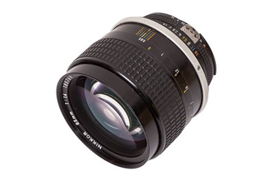 Lot 123 - A Nikon 85mm f/1.4 Nikkor AIS Lens