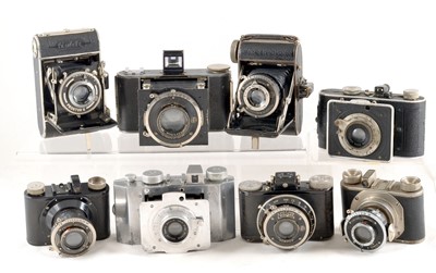 Lot 87 - Derlux, Korelle Nagel 127 Format & Other Vintage Cameras.