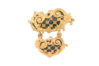 Lot 255 - AN ENAMEL AND DIAMOND BROOCH / PENDANT