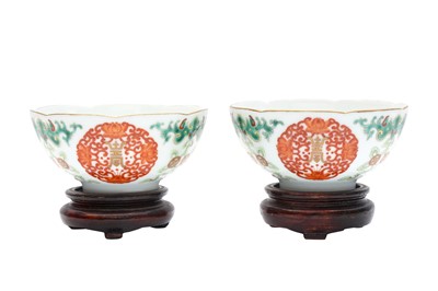 Lot 157 - A PAIR OF CHINESE FAMILLE-ROSE 'BAT' BOWLS