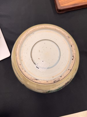 Lot 142 - A CHINESE FAMILLE-VERTE YELLOW-GROUND 'WARRIORS' JAR