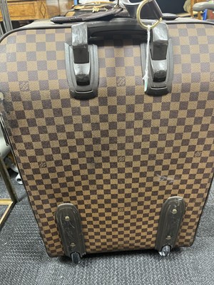 Lot 359 - LOUIS VUITTON, PARIS