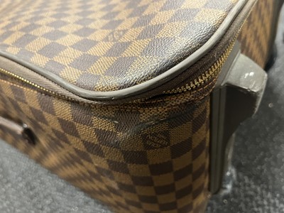 Lot 359 - LOUIS VUITTON, PARIS
