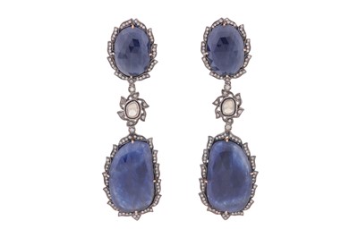 Lot 151 - AMRAPALI Ι A PAIR OF FACETTED SAPPHIRES AND DIAMOND PENDENT EARRINGS, CIRCA 2014