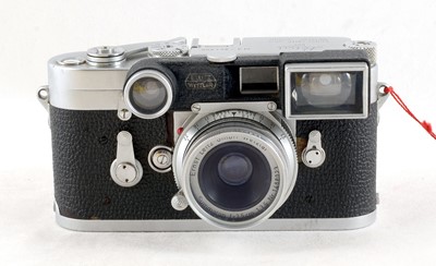 Lot 104 - Leica M3 with 3.5cm Summaron, Goggles & Visoflex Outfit.