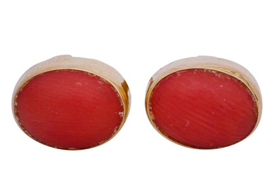 Lot 35 - A PAIR OF CORAL STUD EARRINGS