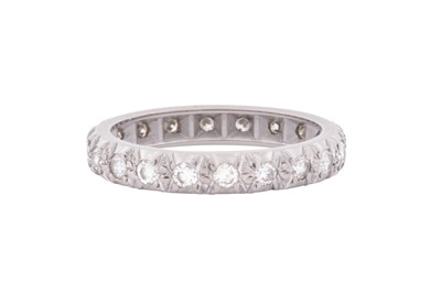 Lot 117 - A DIAMOND FULL ETERNITY RING