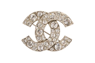 Lot 315 - Chanel Clear Crystal CC Brooch