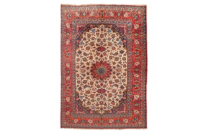 Lot 100 - A FINE ISFAHAN CARPET, CENTRAL PERSIA