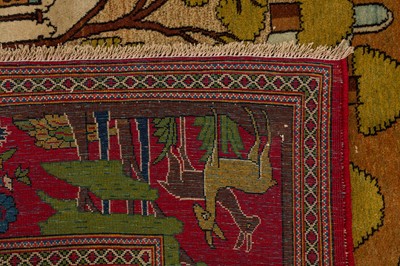 Lot 71 - A FINE KASHAN PICTORIAL RUG, CENTRAL PERSIA