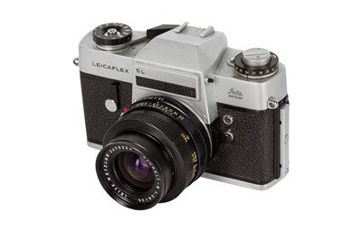 Lot 54 - A Leitz Leicaflex SL SLR Camera