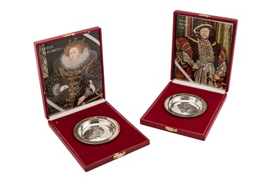 Lot 253 - Two cased Elizabeth II sterling silver Royal commemorative dishes, London 1973 by Silverware Manufacturers Ltd