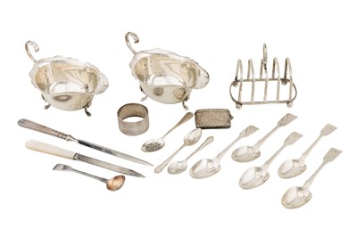 Lot 257 - A mixed group of sterling silver