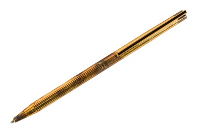 Lot 153 - A ST DUPONT BALLPOINT PEN