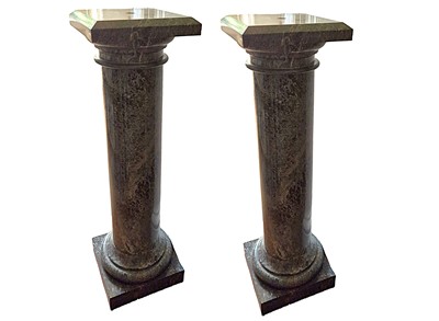 Lot 368 - A PAIR OF GREEN MARBLE COLUMNS