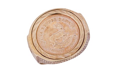 Lot 31 - A KRUGERRAND-REPLICA COIN RING