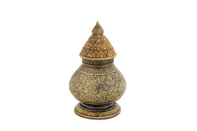 Lot 179 - A late 19th century Siamese (Thai) silver gilt niello lime bottle, Bangkok or Nakon Sri Thammarat circa 1880