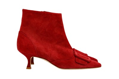 Lot 171 - Manolo Blahnik Burgundy Baylow Ankle Boot - Size 37