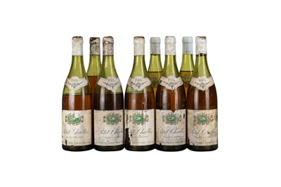 Lot 162 - BURGUNDY, WHITE MIXED CASE CHABLIS VARIOUS VINTAGES 8x75cl, 14x37.5cl