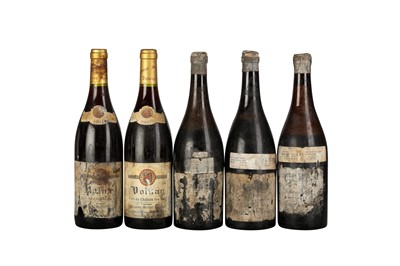 Lot 143 - BURGUNDY, RED MIXED VINTAGES INCLUDING 1915 POMMARD, 1915 NUITS ST GEORGES, 1919 RICHEBOURG LIGIER BELAIR AND 1921 CORTON BOUCHARD PERE ET FILS 16x75cl