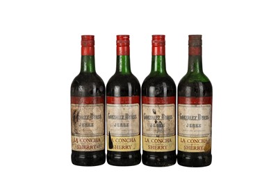 Lot 291 - SPAIN SHERRY MIXED INCLUDING A VERY RARE AND OLD TRES CORTADOS 9x75cl