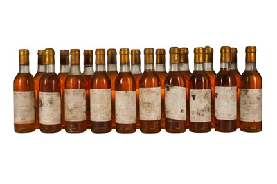 Lot 126 - BORDEAUX, SWEET WHITE 1975 CHATEAU SUAU BARSAC SAUTERNES 15x37.5cl