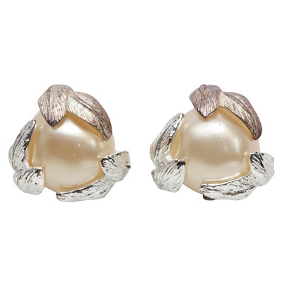 Lot 254 - Chanel Ivory Pearl Leaf Clip On Earrings