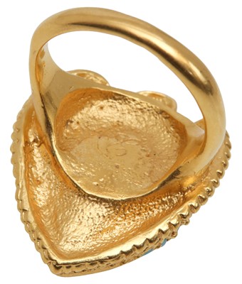 Lot 18 - Elizabeth Taylor Amethyst Heart Ring