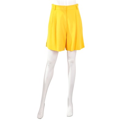 Lot 574 - Dolce & Gabbana Sunflower Crepe Short - Size 44