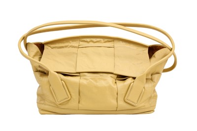 Lot 266 - Bottega Veneta Sand Large Arco Tote