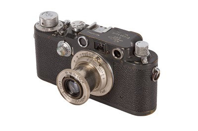 Lot 43 - A Grey Leica IIIc "SS-Kriegsberichter " Rangefinder Camera