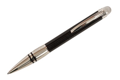 Lot 152 - A MONTBLANC STARWALKER DOUÉ BALLPOINT PEN