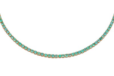 Lot 279 - AN EMERALD LINE CHOKER