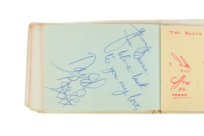 Lot 41 - Autograph Album.- Incl. David Bowie