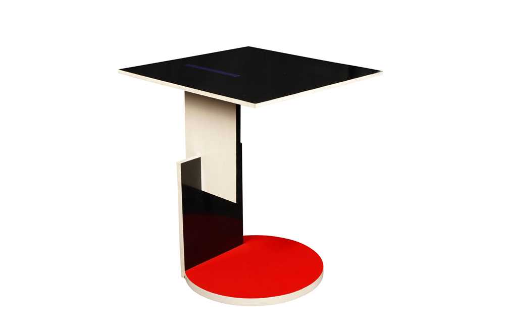 Lot 35 - GERRIT RIETVELD (DUTCH 1888-1964)