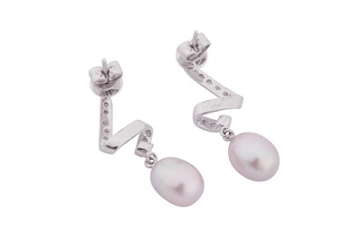 Lot 183 - A PAIR OF PEARL AND DIAMOND PENDENT EARRINGS