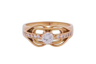 Lot 205 - A DIAMOND RING