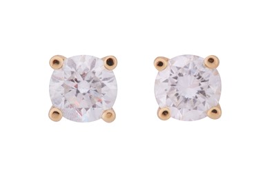 Lot 207 - A PAIR OF DIAMOND STUD EARRINGS