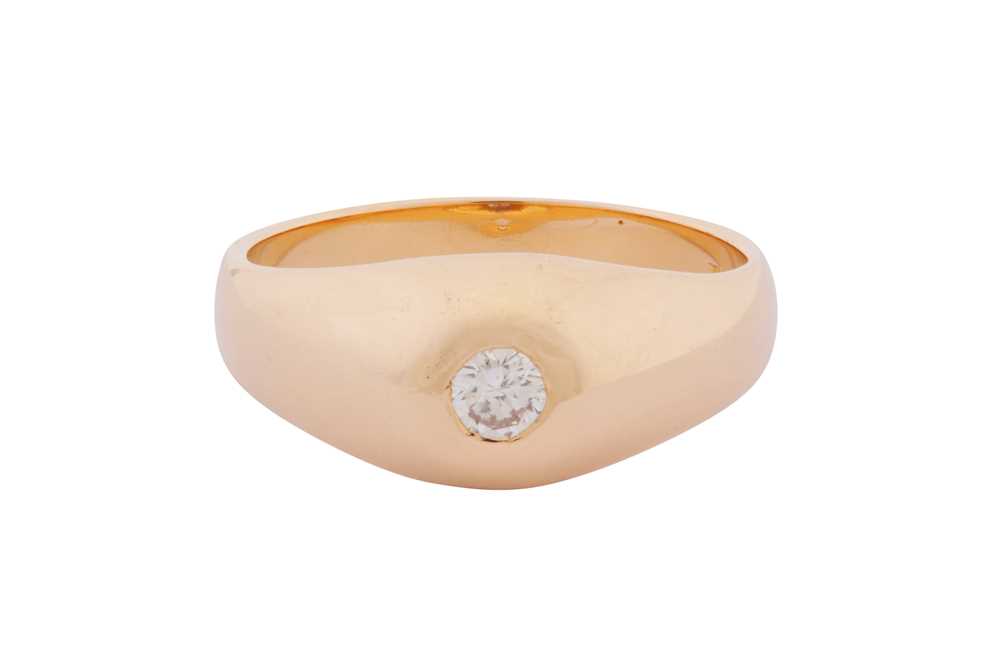 Lot 41 - A DIAMOND RING, CIRCA 1978
