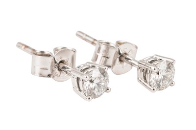 Lot 45 - A PAIR OF DIAMOND STUD EARRINGS